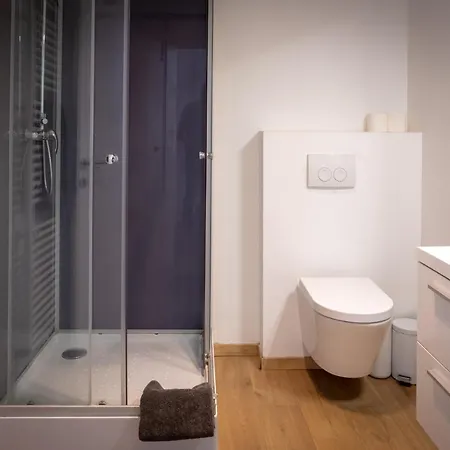 Bed and Breakfast Quartier Leonard 3*