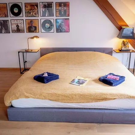 Quartier Leonard Bed & Breakfast 3*