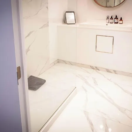 Bed & Breakfast Quartier Leonard 3*