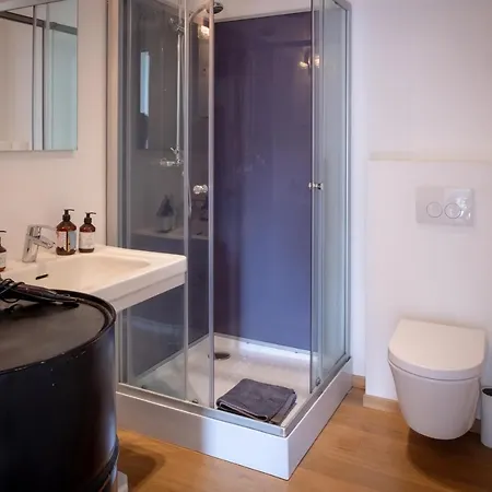 Quartier Leonard 3* Γάνδη